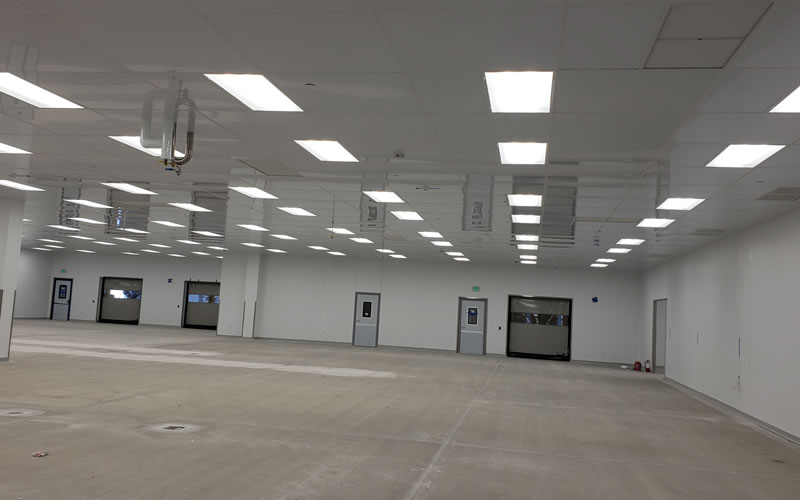 Cuarto limpio ISO 8 para electrónica en Tijuana — sistema HVAC y presión diferencial